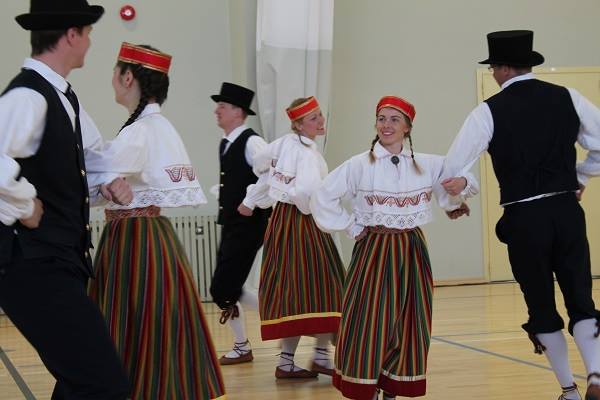 SÜDAMENÄDAL / Rahvusvahelise tantsupäeva tähistamine 26.04