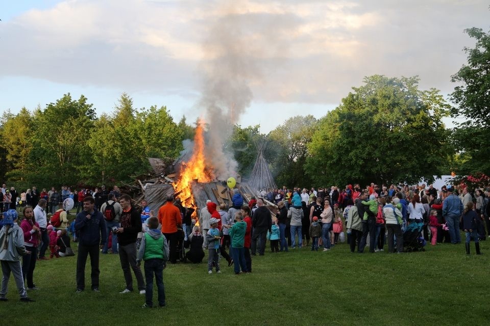 Kostivere jaanituli / 20.06.2015